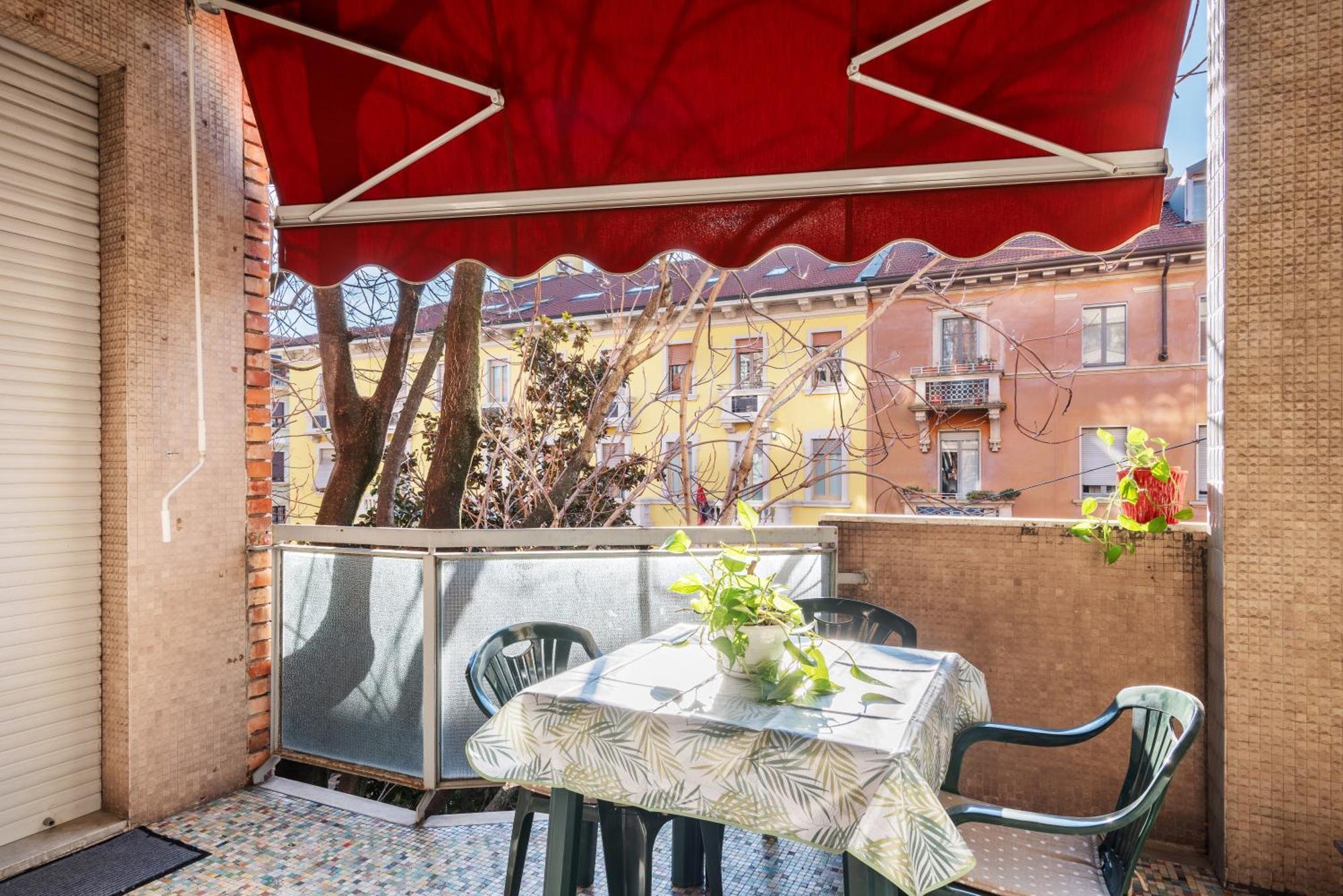 Il Bilocale Con Terrazzo Dei Marchesi Apartment Milan Exterior photo